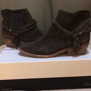 Authentic Dolce Vita booties